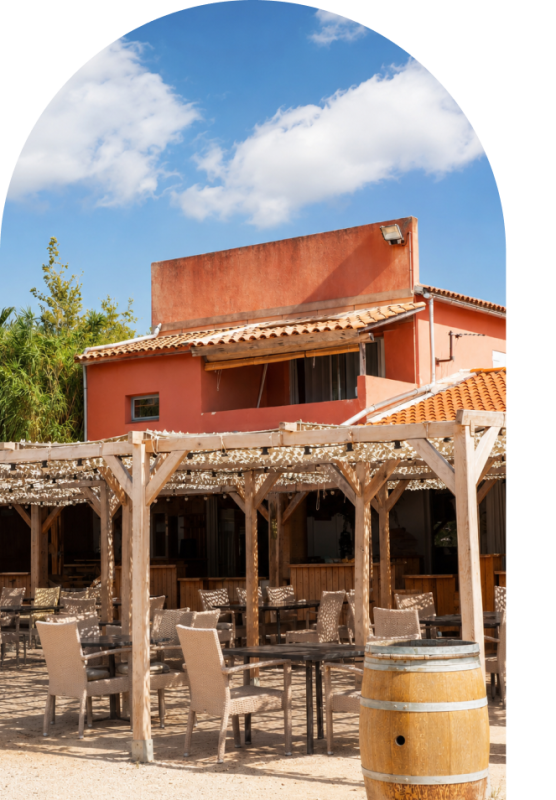 La Digue - restaurant SAINT-CHAMAS